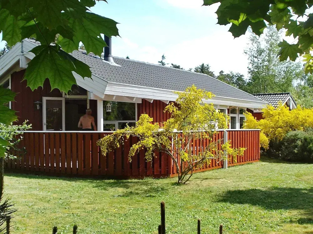 Unique Seaside Holiday Home in Hadsund near Terrace