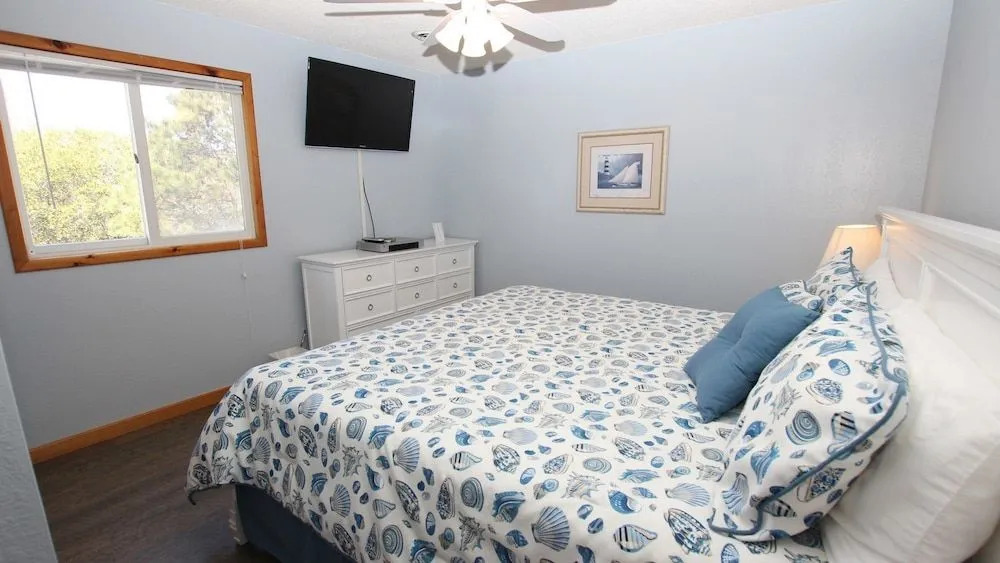 Newmania - 5 Br Home