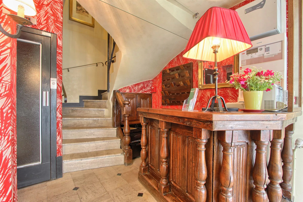 Welcome Hotel