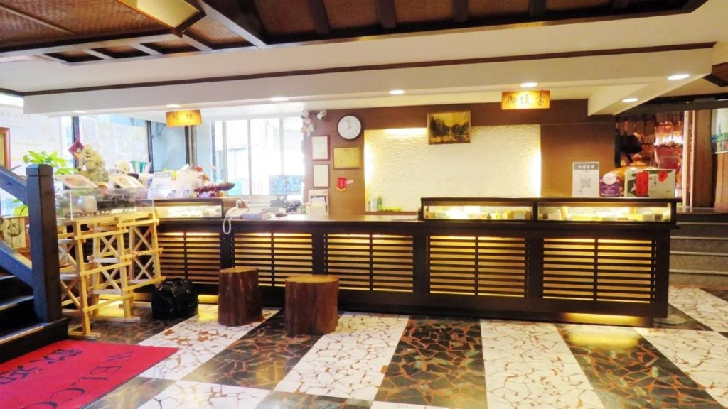 Fenchihu Hotel