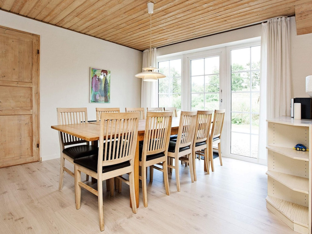 10 Person Holiday Home in Ulfborg