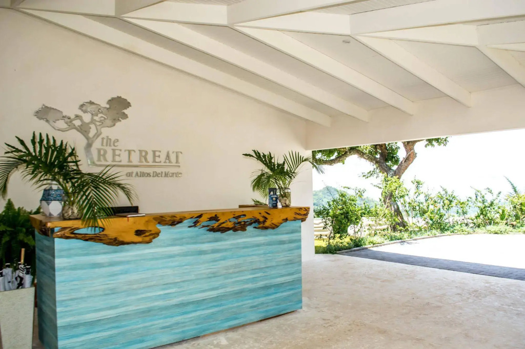 The Retreat at Altos del Monte
