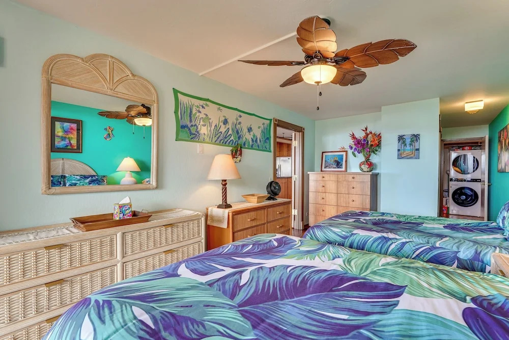 Penthouse Condo in Kona Pacific w/ Ocean Views!