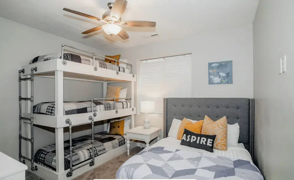 Paradise Village 3 - Grand View Estates