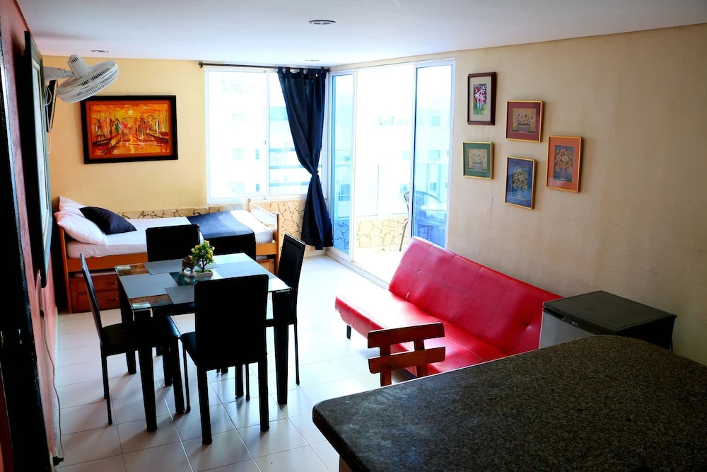 Apartment in Front of the Sea 1620A