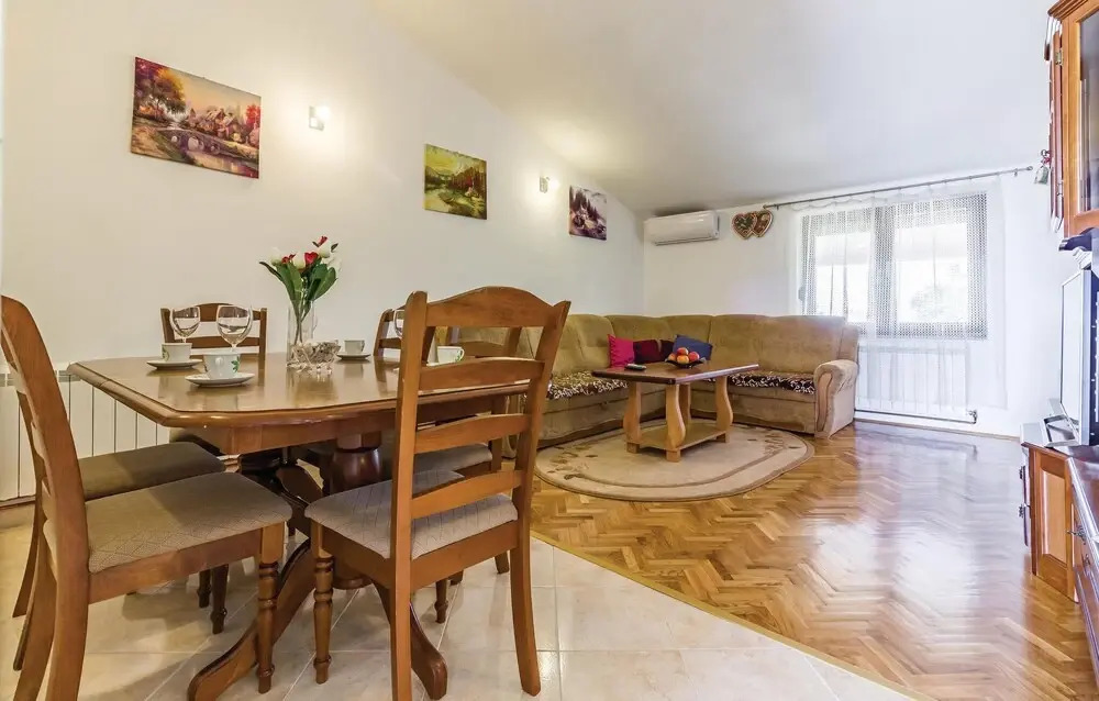 Awesome Home in Valtura With Wifi and 2 Bedrooms