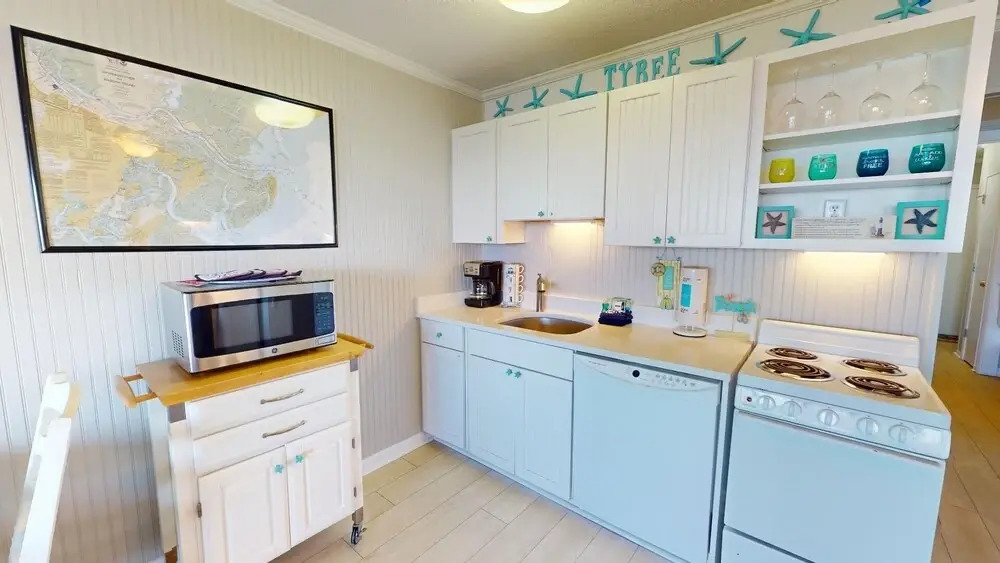 Beach Racquet B by Tybee Vacation Rentals