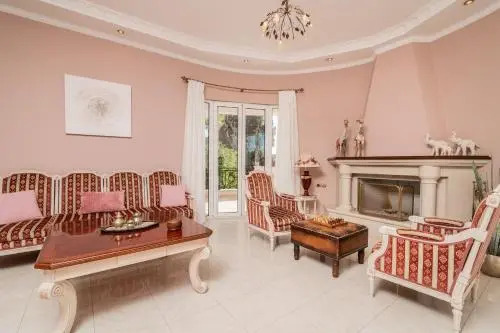 Villa Sunshine