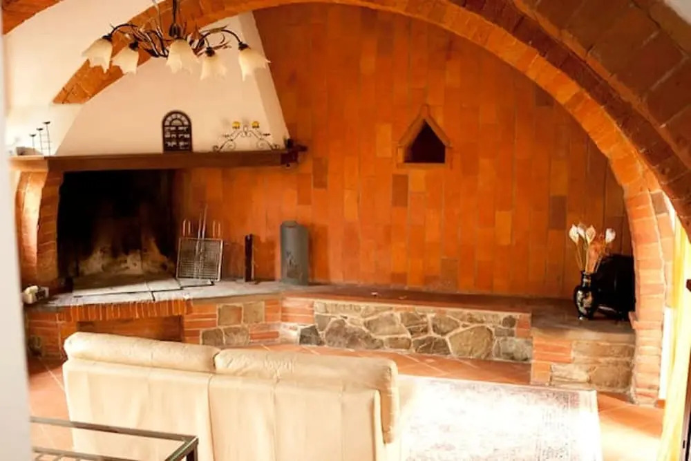 Villa With 9 Bedrooms in Sinalunga, With Wonderful Mountain View, Private Pool, Enclosed Garden