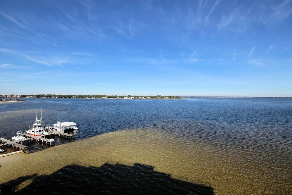 Heron 603 - 3 Br condo by RedAwning
