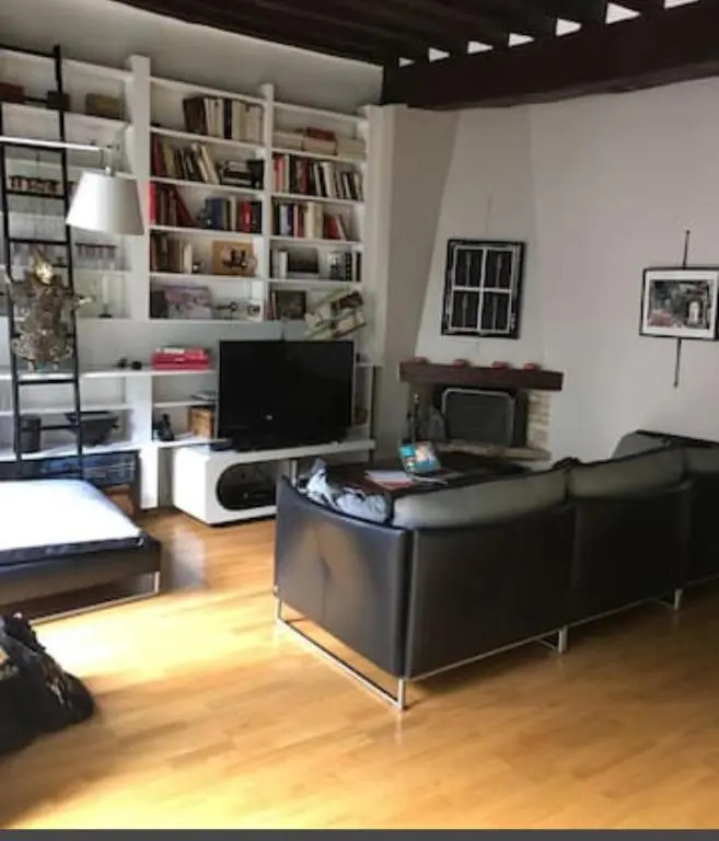 Apartment with terrace in Paris center - MONTORGUEIL district