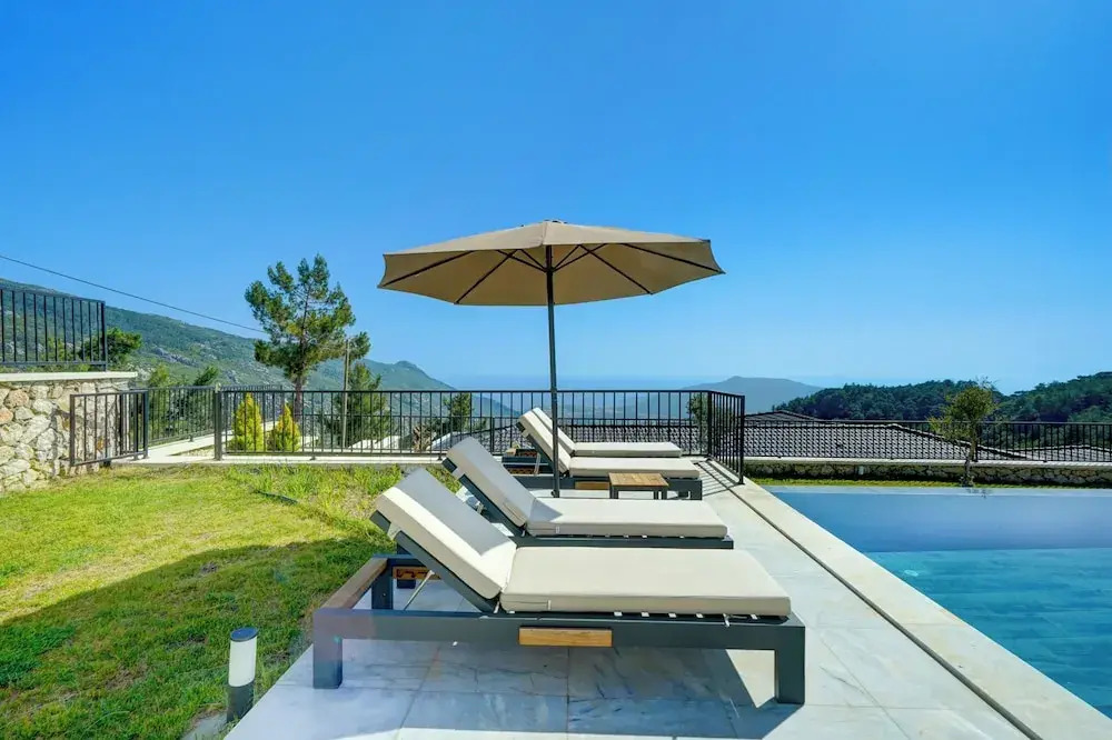Villa Saturn 4 - PLANET LUXURY VILLAS