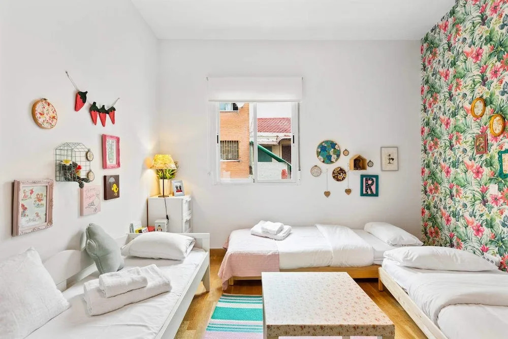 Lovely 1bed Apt, Sleeps 5 nr Puente de Vallecas
