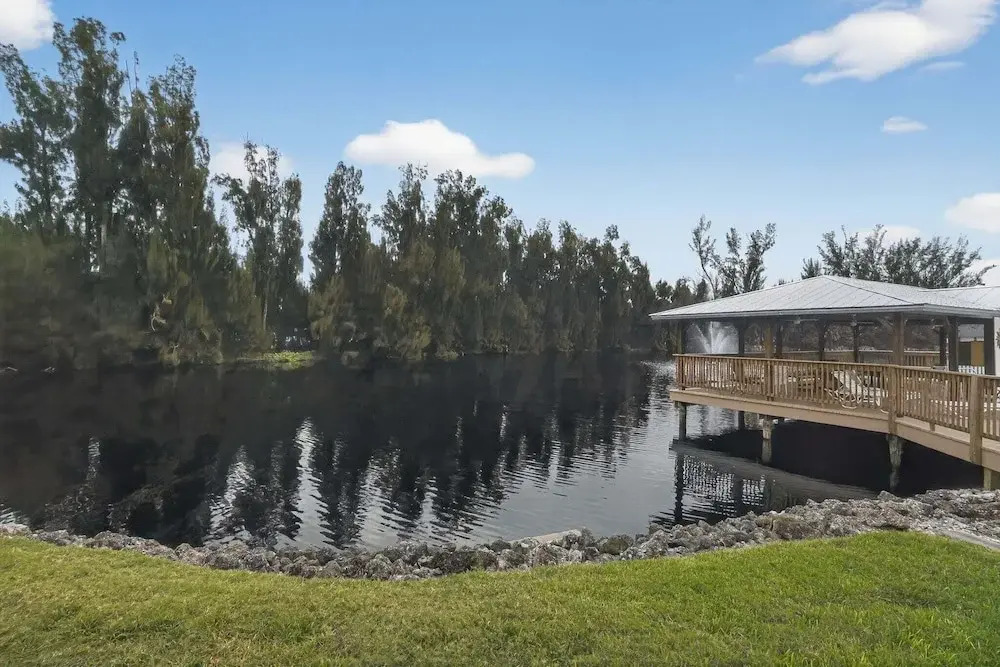Relaxing 2br Fort Myers Getaway Near Beaches 2 Bedroom Apts