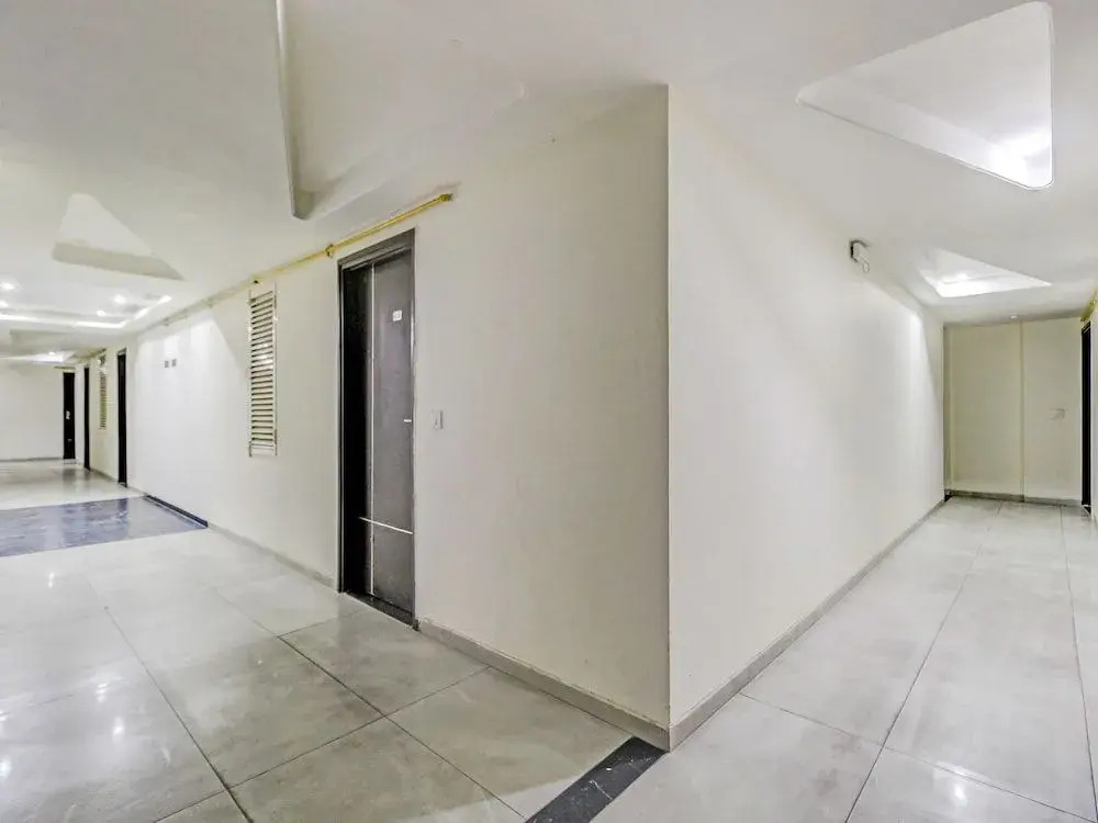 Oyo 43979 Hotel Urbanite