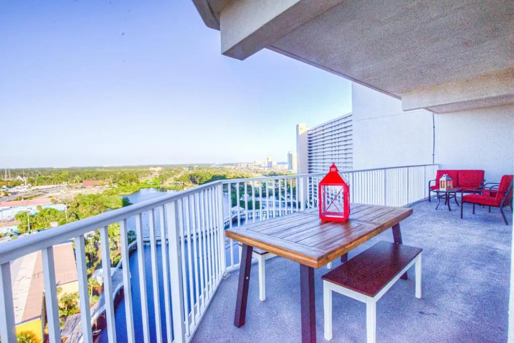BEAUTIFUL 3 BD Laketown Wharf 1133- Best Amenities