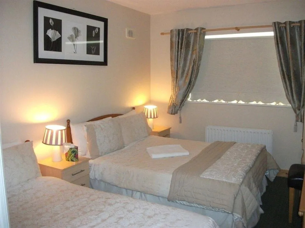 Aaron Vale B&B