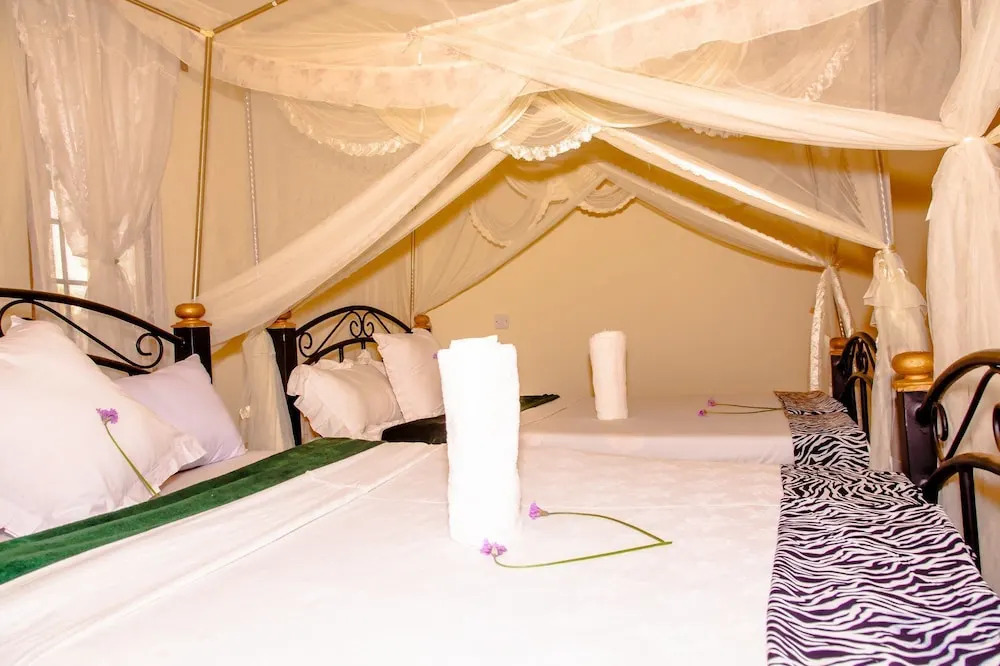 Furaha Lodge