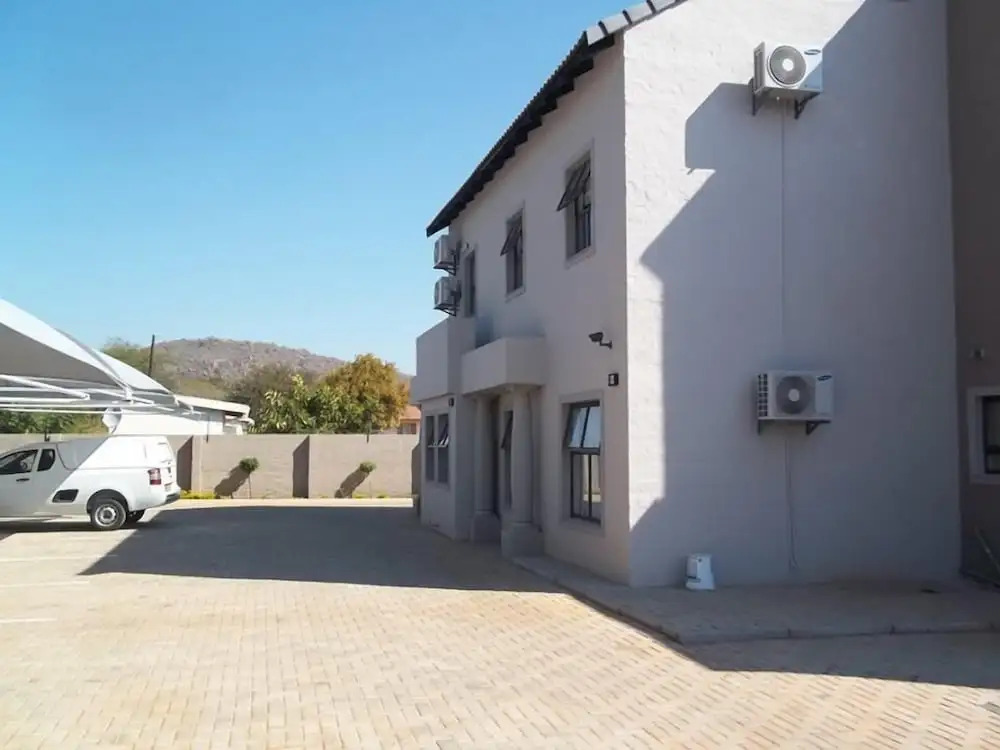 Regent Lodge