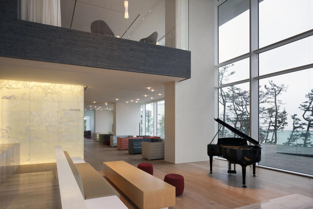SEAMARQ HOTEL