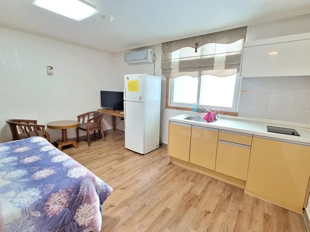 Muju Log House Pension