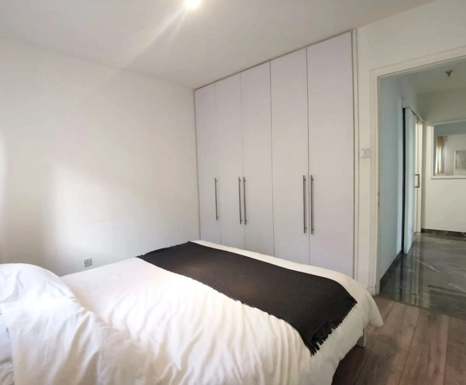 Naxou Modern Residence Staycom