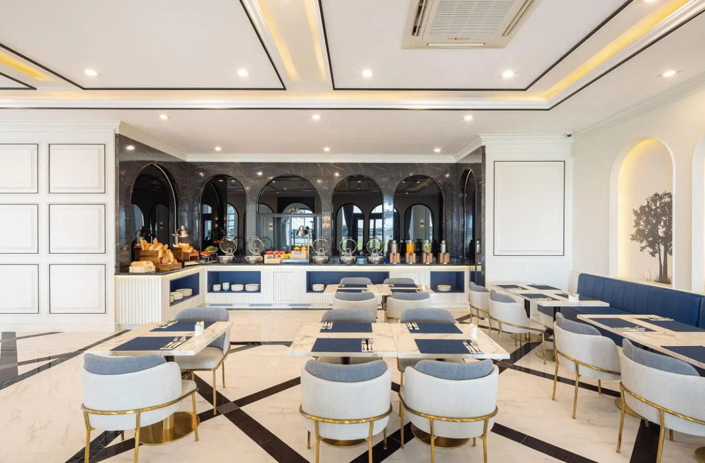 Eastin Hotel Vientiane