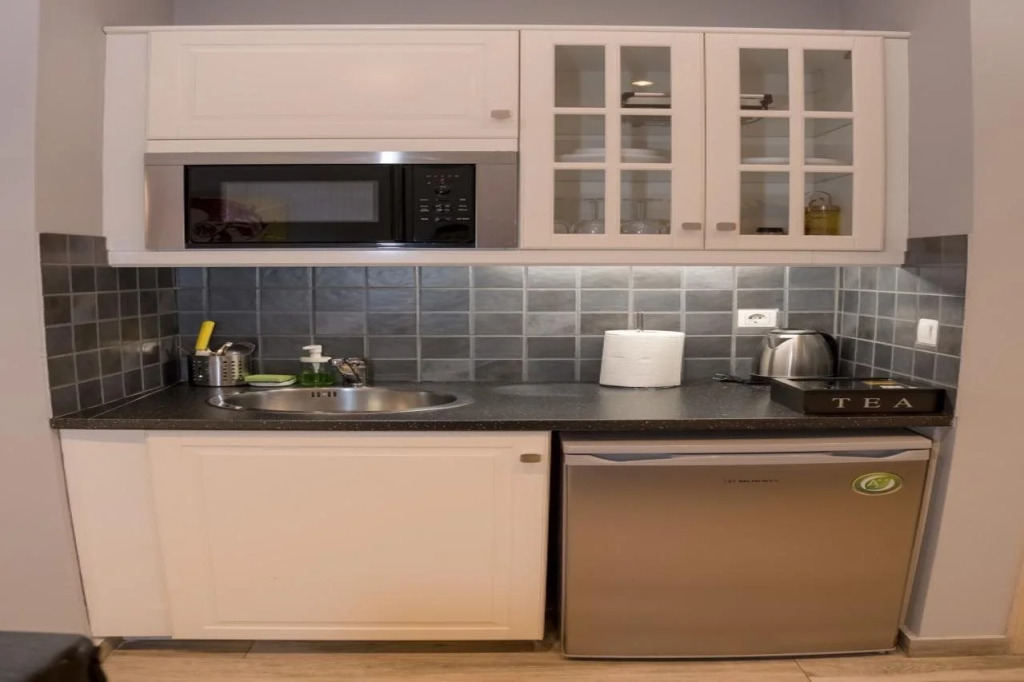 Connect Studios & Apartments