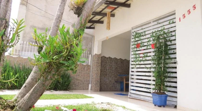 Little Hostel BC