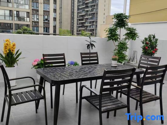 Muxi Hotel (Tianyi College)
