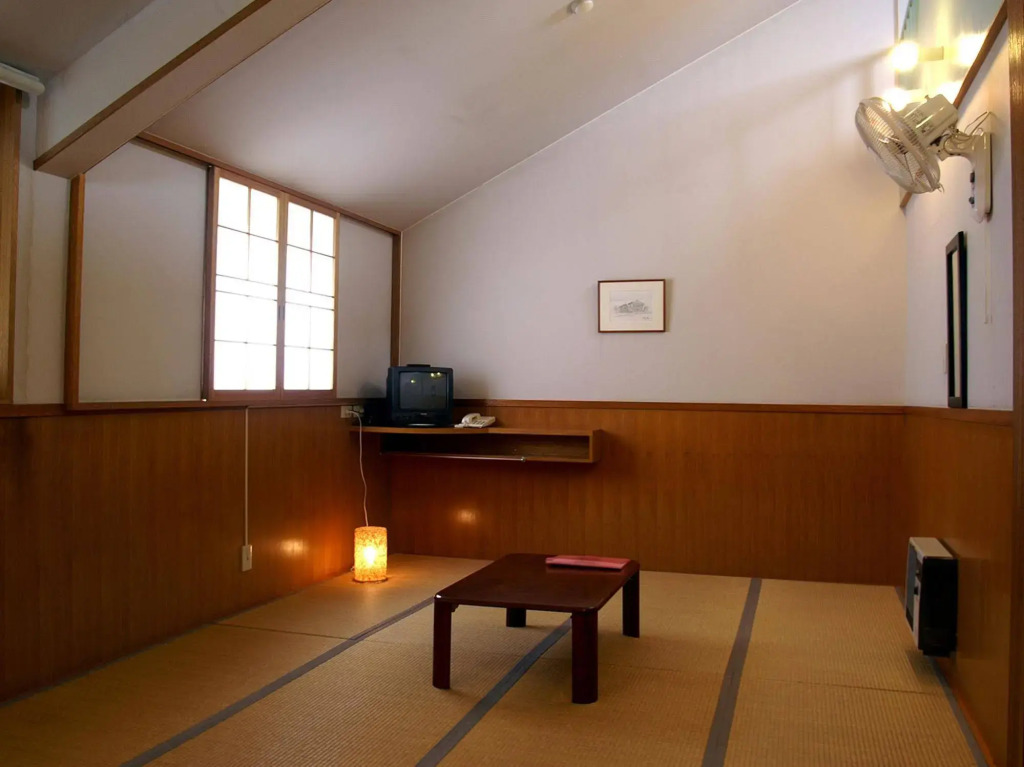 B&B Pension Hakodate-mura