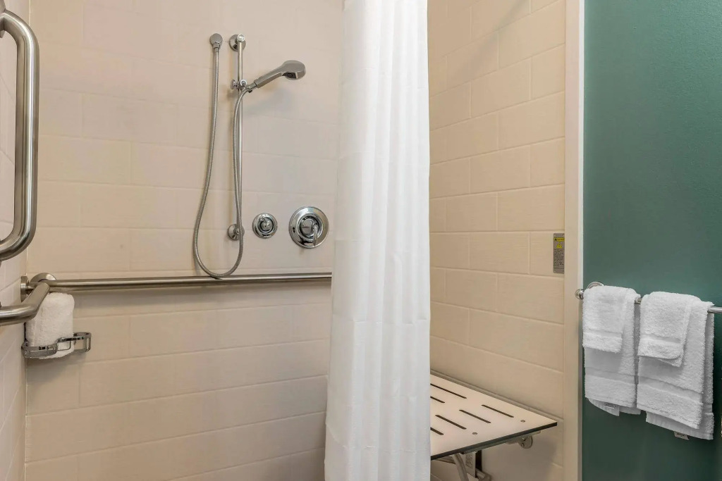 Sleep Inn & Suites Cumberland - LaVale