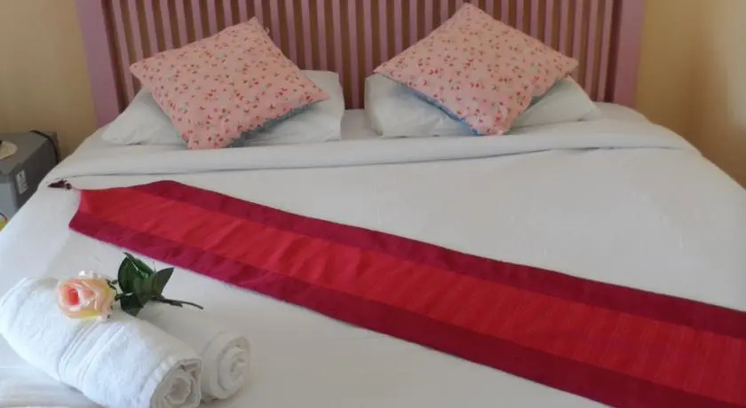 Baanpordee Guesthouse