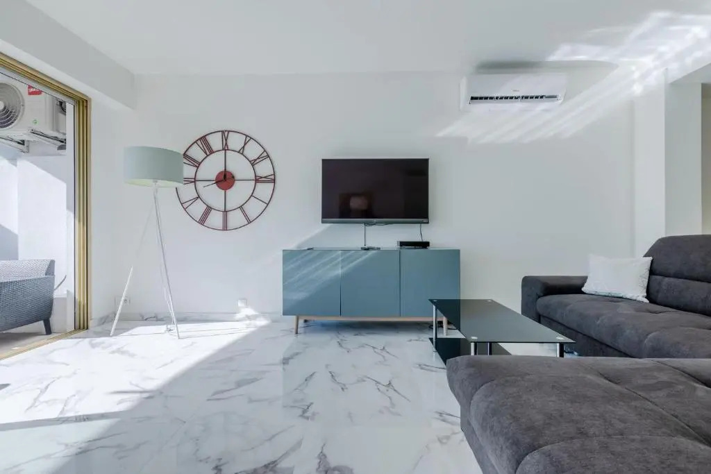 KIKILOUE 90m2 sur la Croisette avec terrasse & vue de rêve