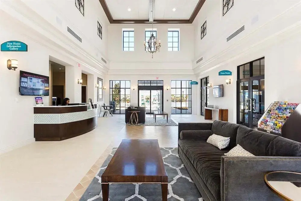 2440-5-td-perfect Villa at Windsor