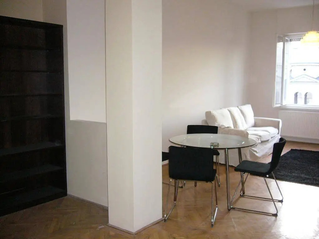 Fascinating View Apartment
