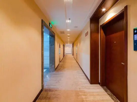 GreenTree Inn Qianan Fortune Center Hotel