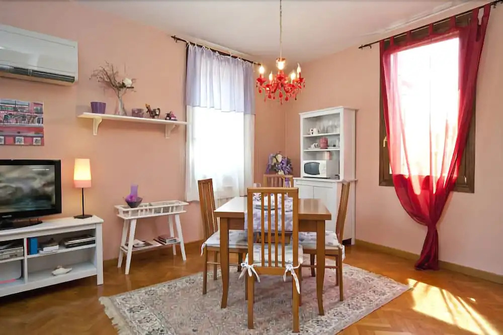 Accademia Charm Apartments by Wonderful Italy