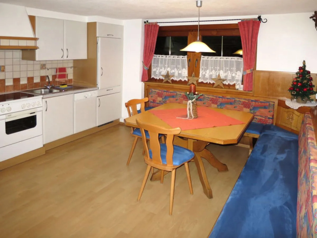 Holiday Home Egger by Interhome
