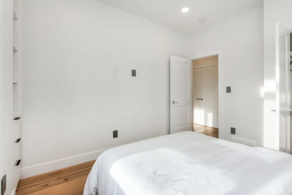 New Luxury Townhome 29
