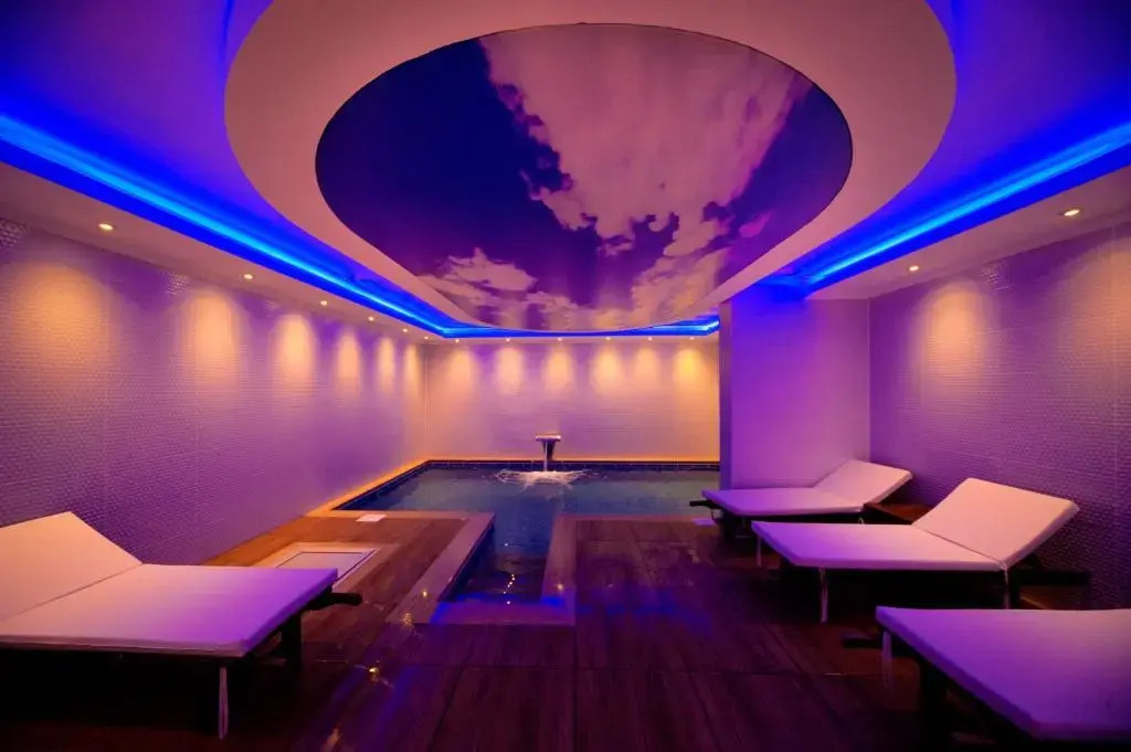 Blueberry Boutique Hotel