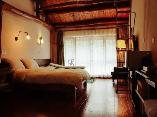 West Time Hot Spring Hostel