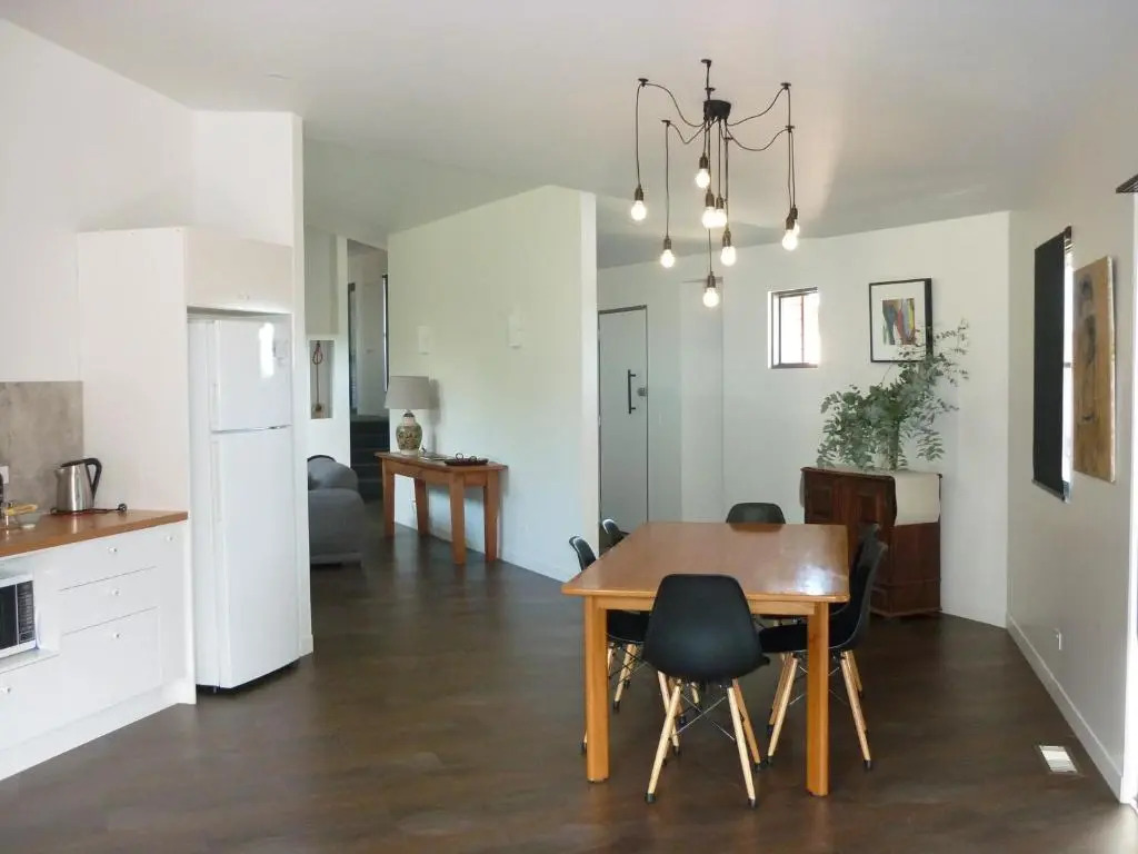 Sajes House & Pod