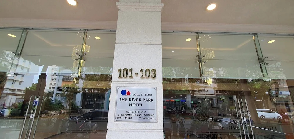 The River Park Hotel - A Peaceful Hidden Gem in Phu My Hung - 푸미흥의 평화로운 히든 젬