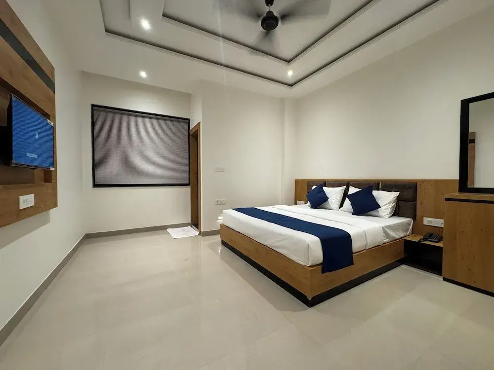 Hotel Vrinda Orchid Inn