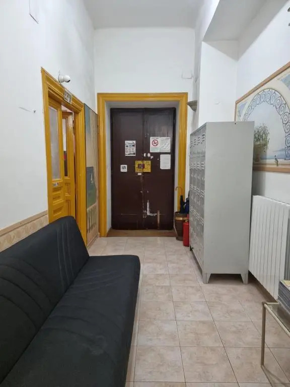 SUNSHINE HOSTEL