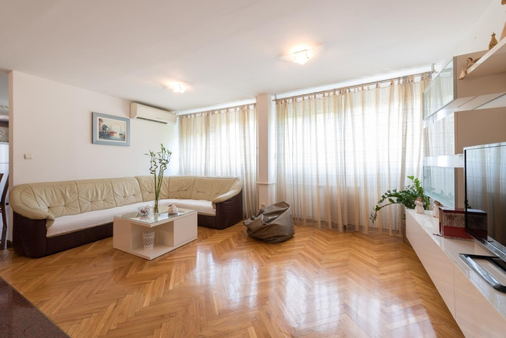 Apartment Snjeza - spacious & comfortable: A1 Split, Riviera Split