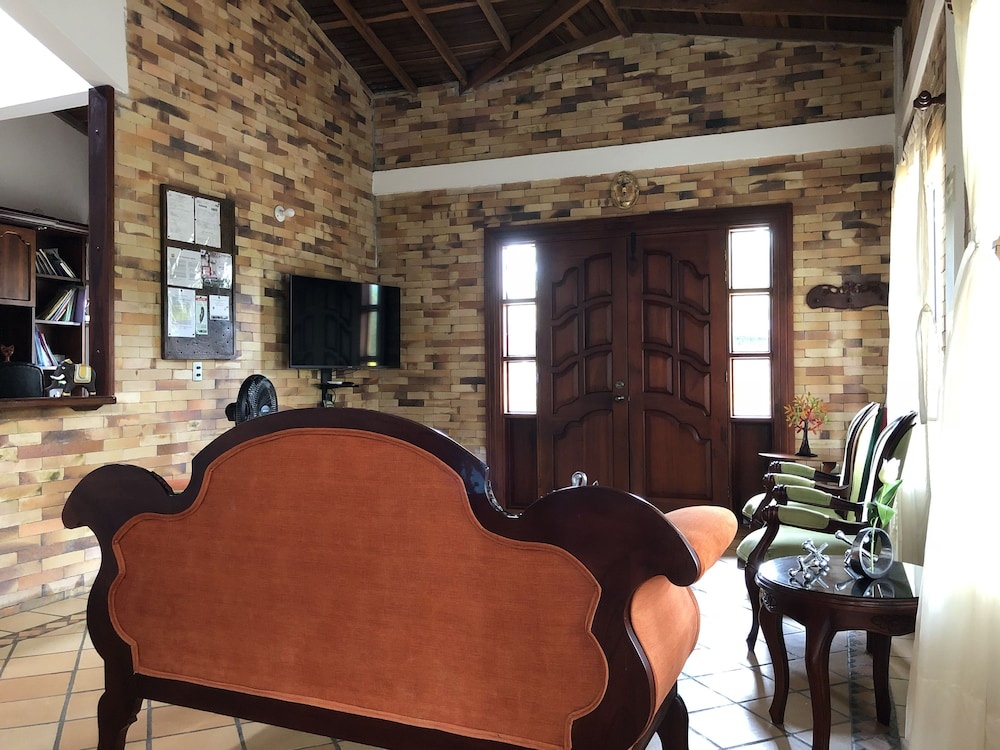 Finca Hotel Camarpa