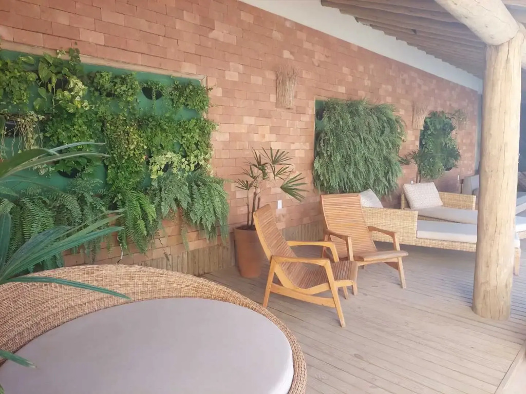 Miola Hotel