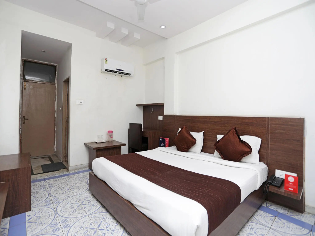 OYO 8840 Hotel Namaskar